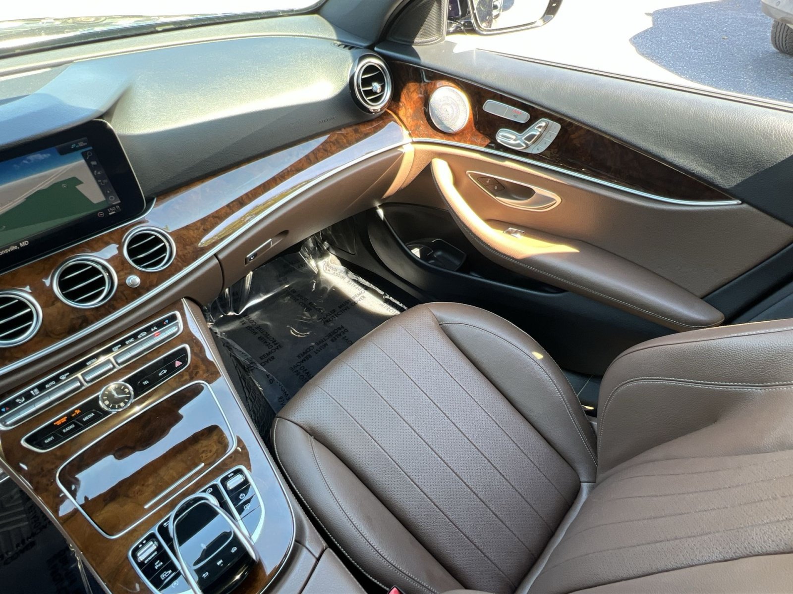Used 2019 Mercedes-Benz E 300 4MATIC image 14