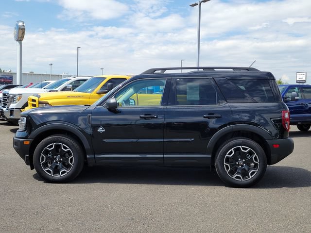Certified 2025 Ford Bronco Sport Outer Banks w/ Outer Banks Tech Package+ AWD/4WD image 2
