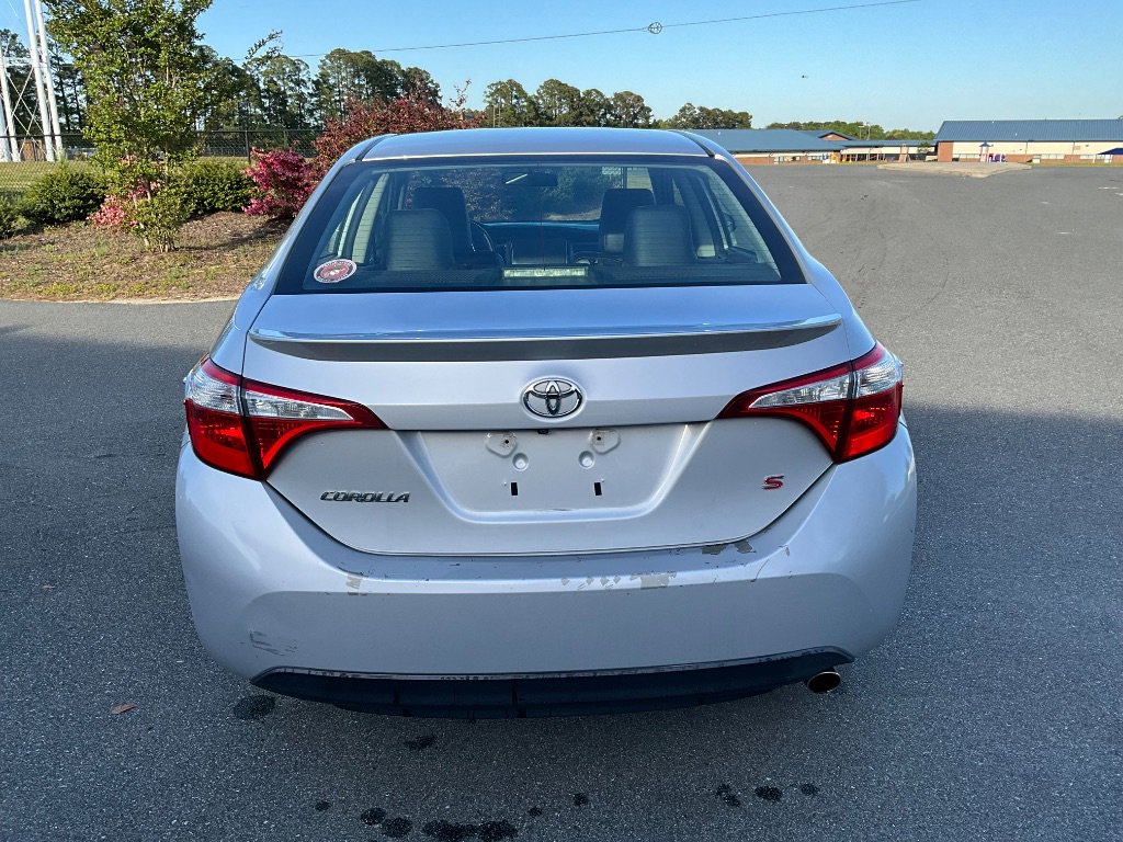 Used 2015 Toyota Corolla S FWD image 5