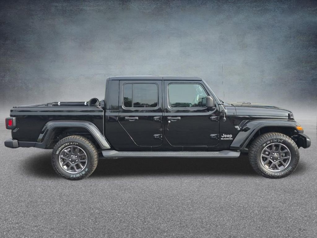 Used 2020 Jeep Gladiator Overland AWD/4WD image 9