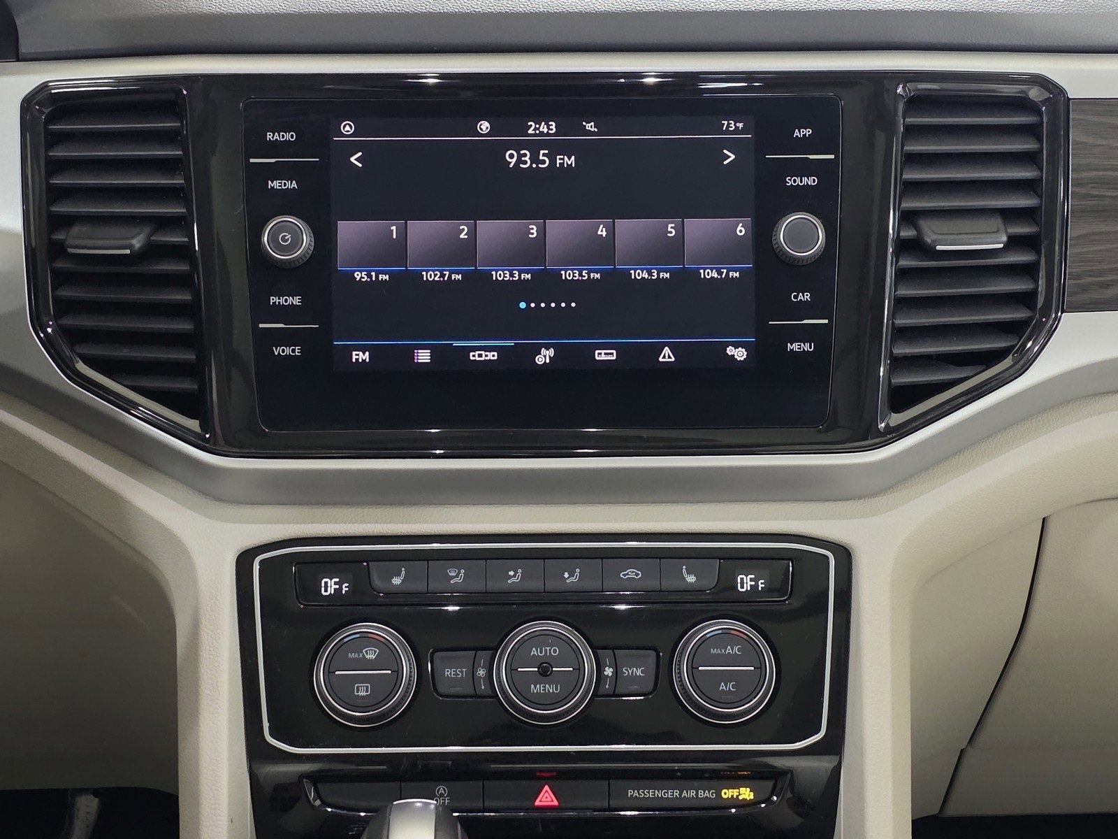 Used 2022 Volkswagen Atlas SE image 20