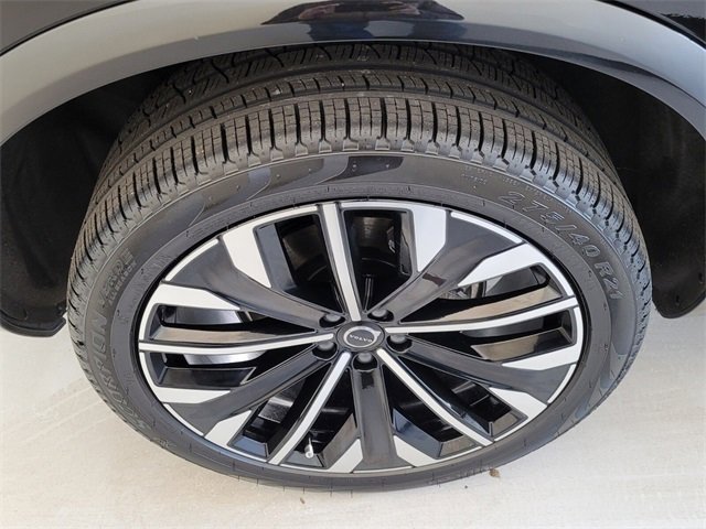 Certified 2026 Volvo XC90 B6 Plus w/ Protection Package image 6