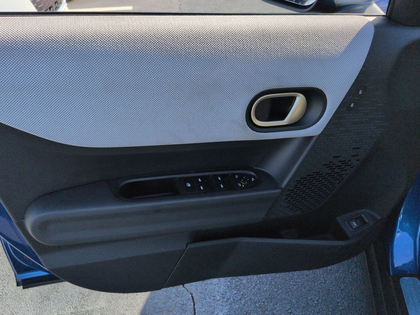 Used 2025 MINI Cooper S FWD image 14