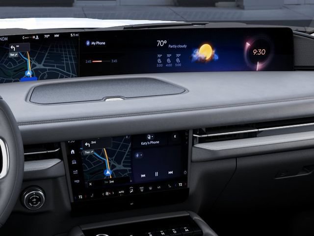 New 2027 Lincoln Navigator Premiere RWD image 14
