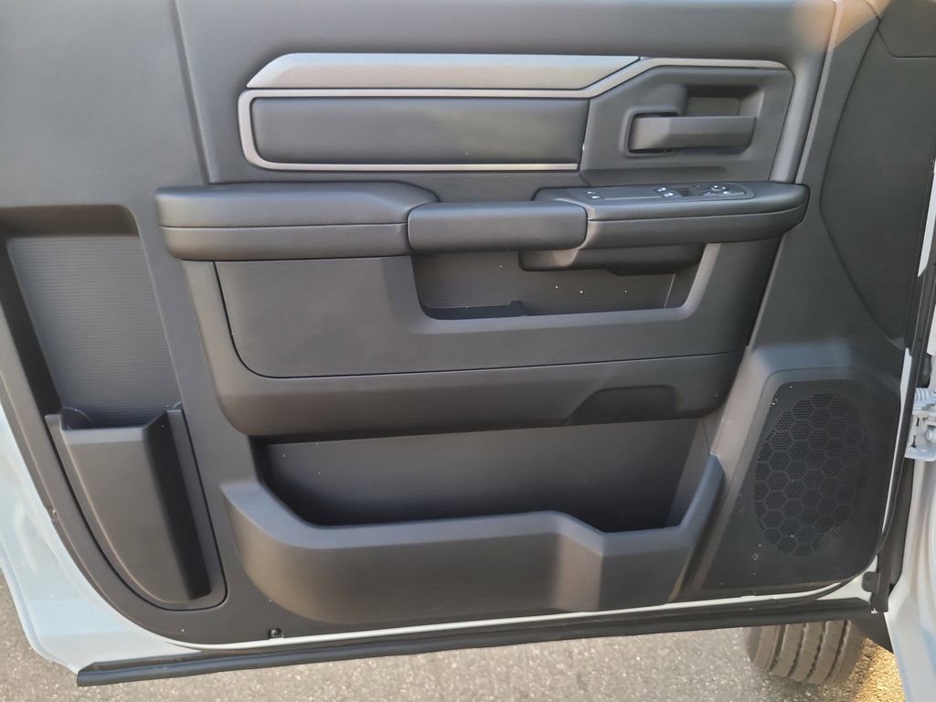 New 2026 RAM 4500 Tradesman w/ Chrome Appearance Group image 10