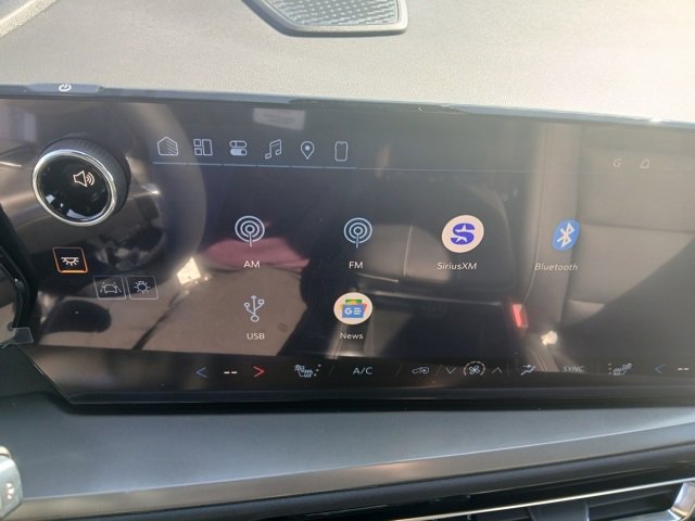 New 2026 Chevrolet Traverse LT w/ Enhanced Driving Package image 31