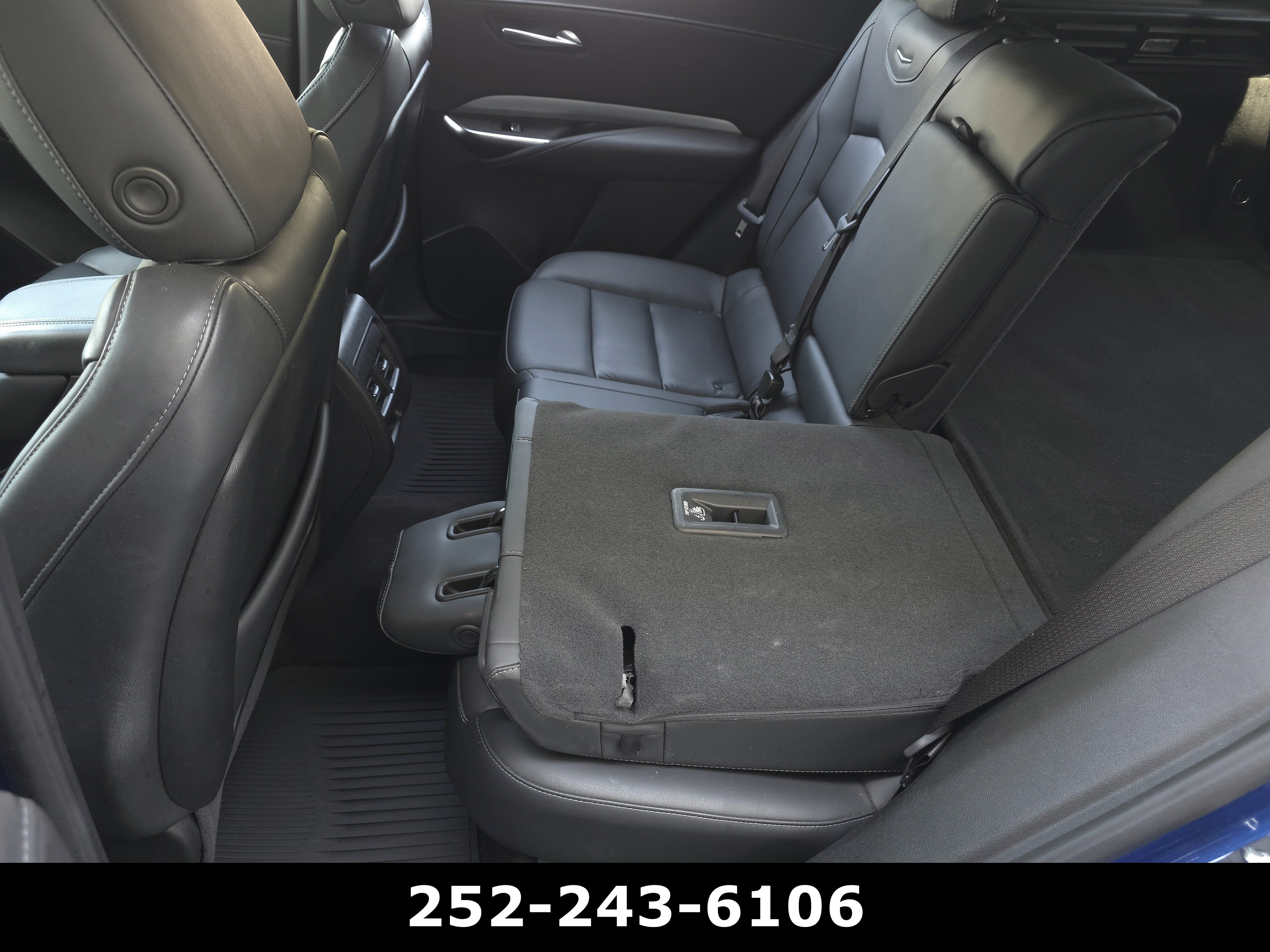 Used 2023 Cadillac XT4 Premium Luxury w/ Enhanced Visibility Package FWD image 29