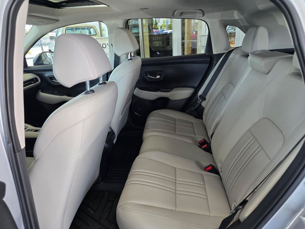 Used 2024 Honda HR-V EX-L image 35