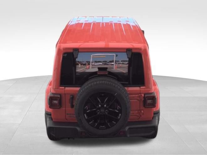 Used 2025 Jeep Wrangler Unlimited Sahara w/ Safety Group image 8