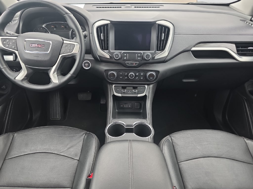 Used 2024 GMC Terrain SLT AWD/4WD image 11