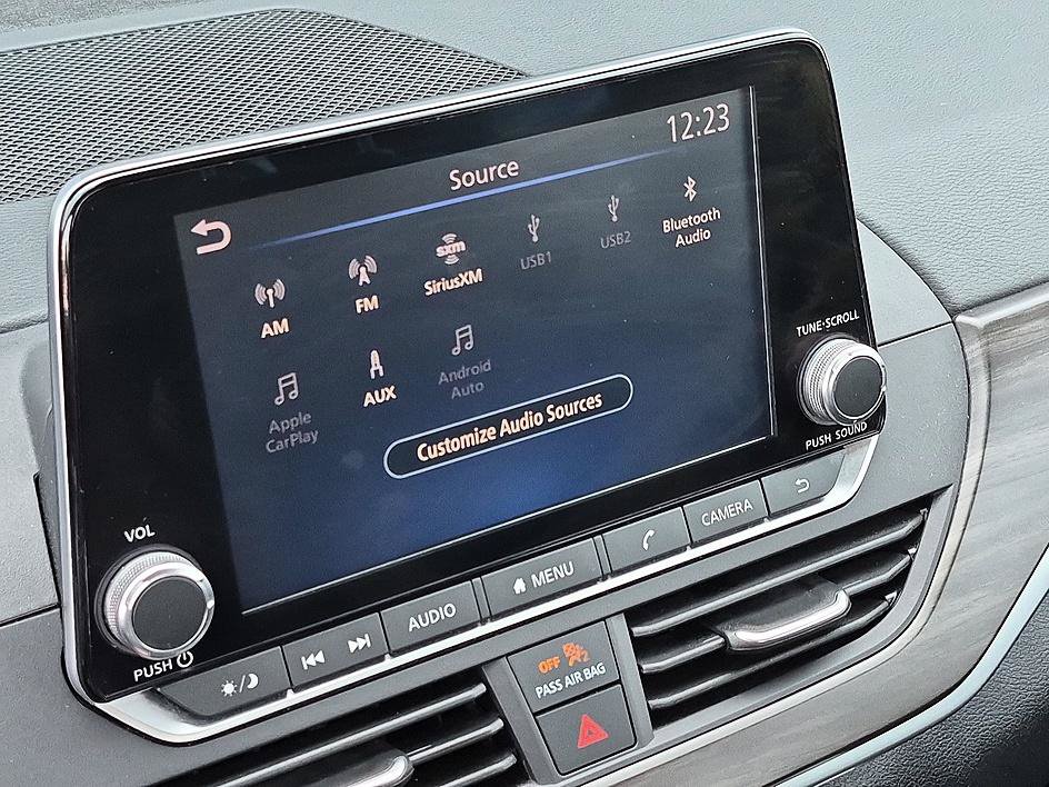 Used 2024 Nissan Altima 2.5 SV FWD image 22