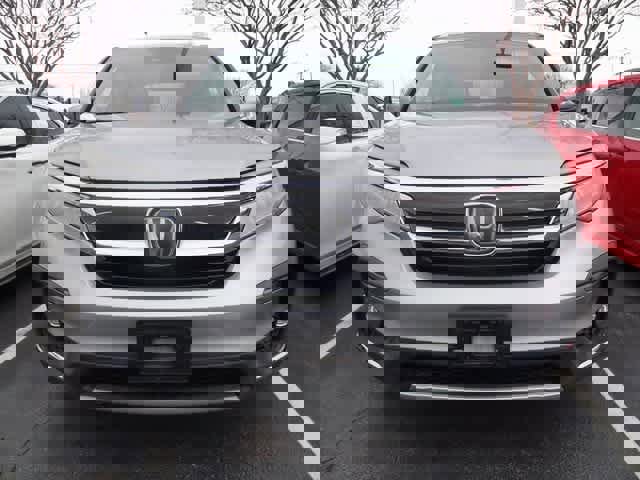 Used 2019 Honda Pilot Touring image 2