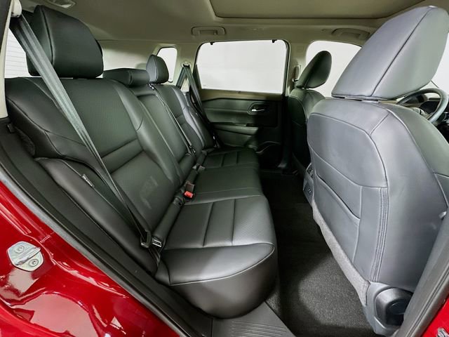 Used 2023 Nissan Rogue SV w/ SV Premium B Package image 8