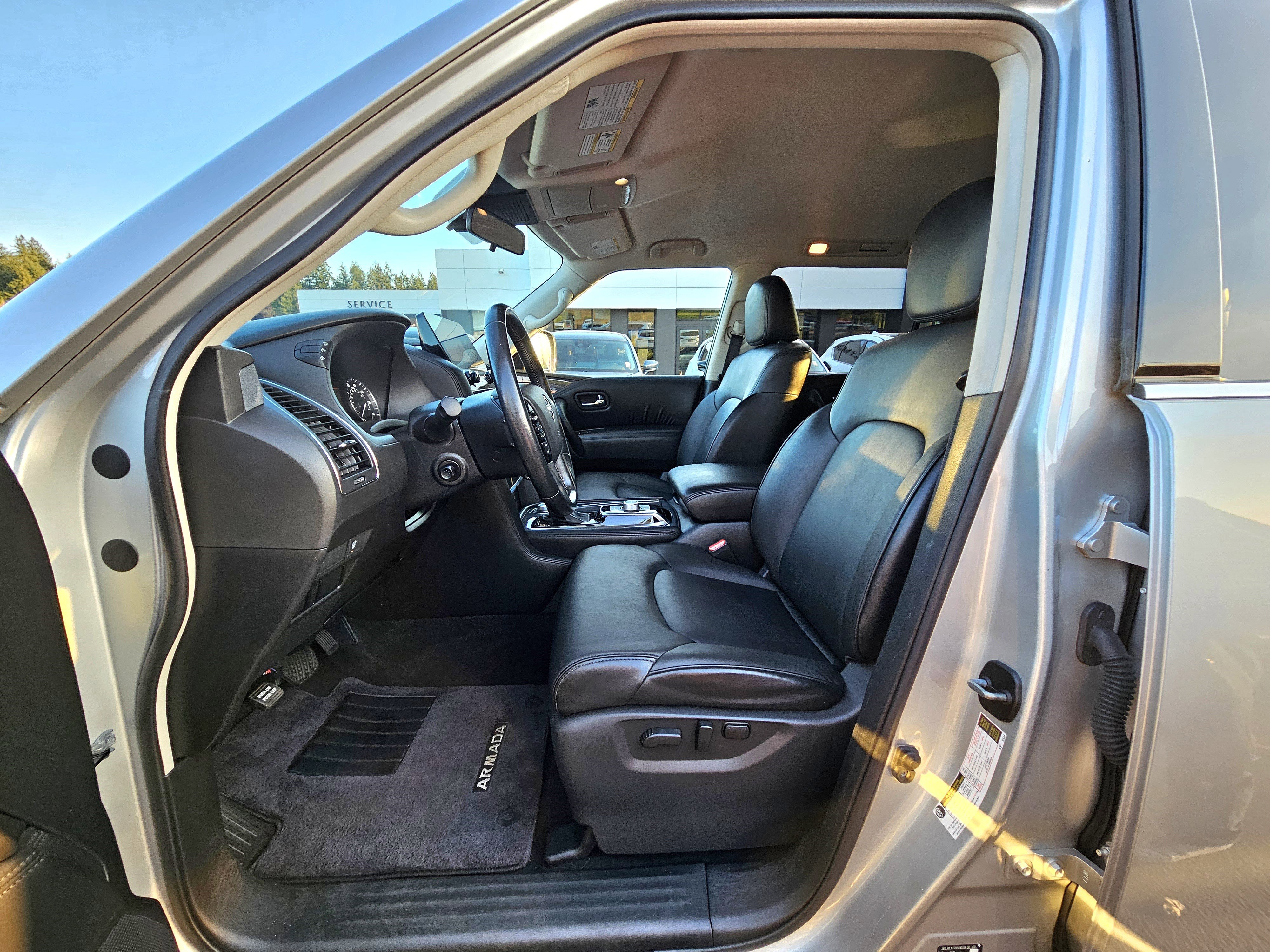 Used 2021 Nissan Armada SV image 19
