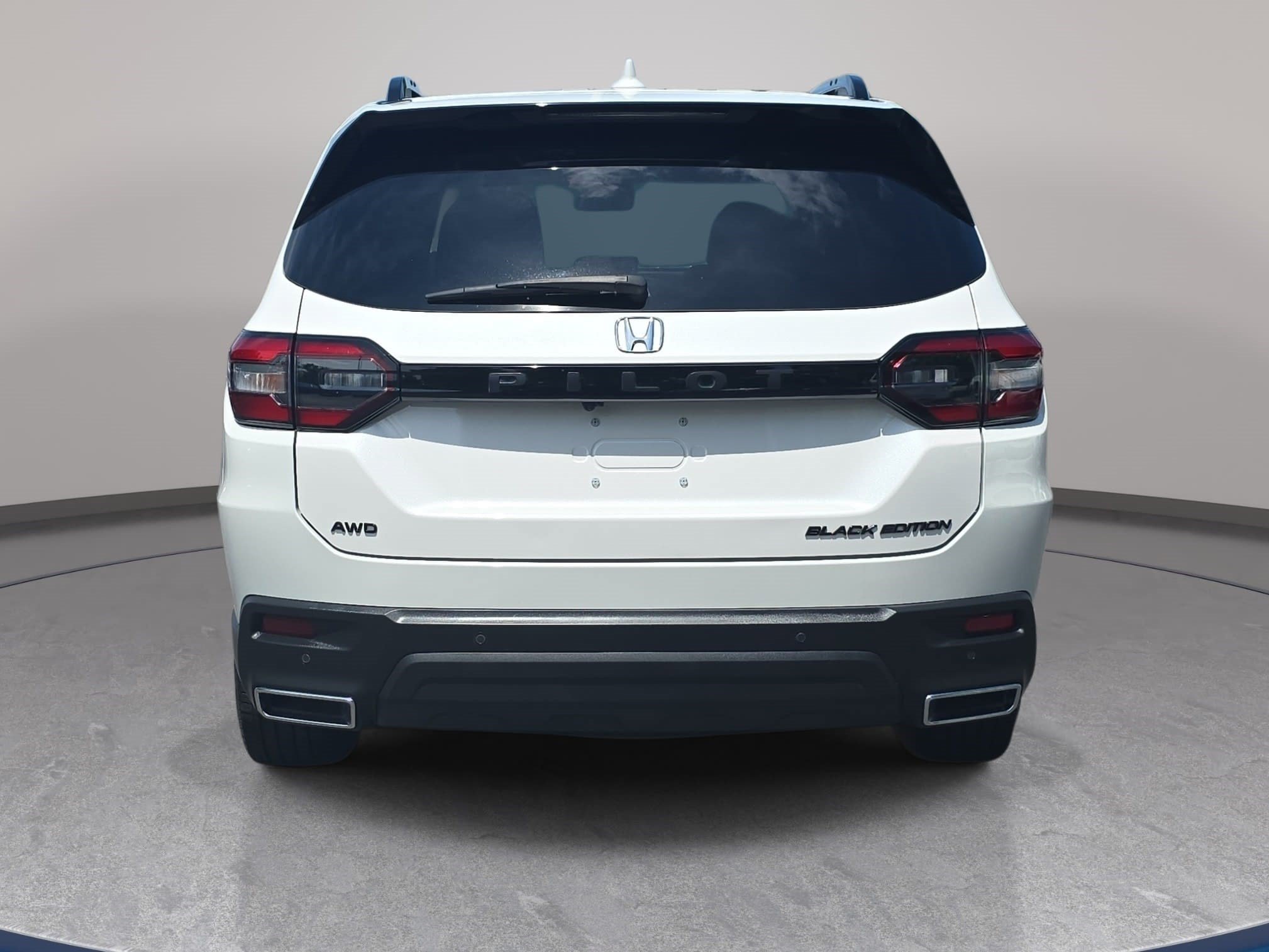 Used 2025 Honda Pilot Black Edition image 6