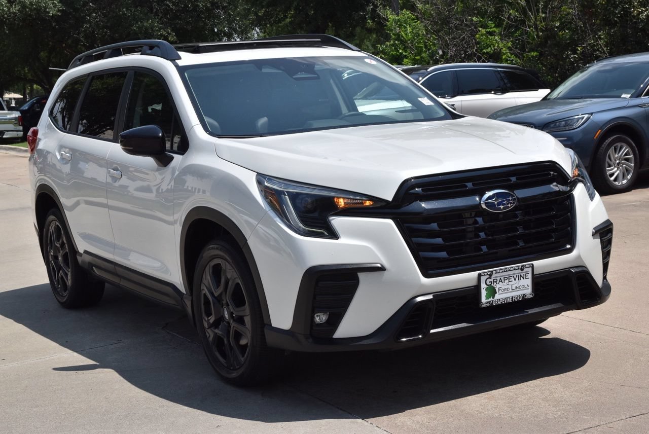Used 2025 Subaru Ascent Bronze Edition AWD/4WD image 4