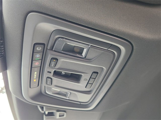 Used 2025 Chevrolet Silverado 1500 LT w/ Safety Package image 25