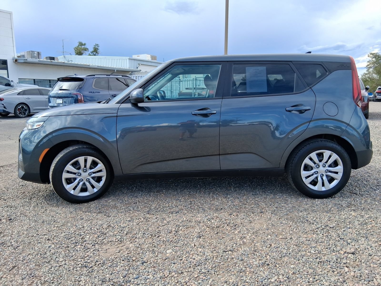 Used 2020 Kia Soul LX FWD image 2