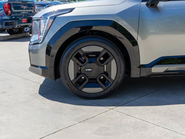 Certified 2024 Kia EV9 GT-Line AWD/4WD image 34