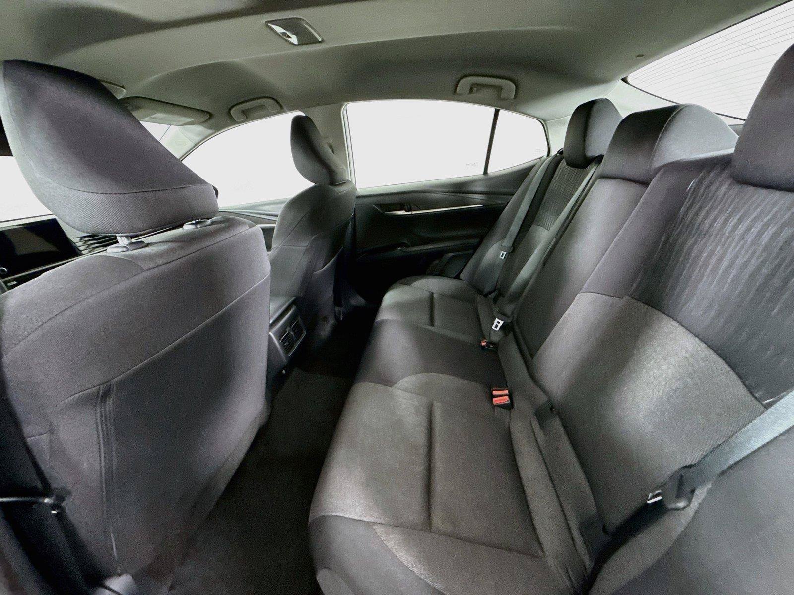 Used 2025 Toyota Camry LE FWD image 30