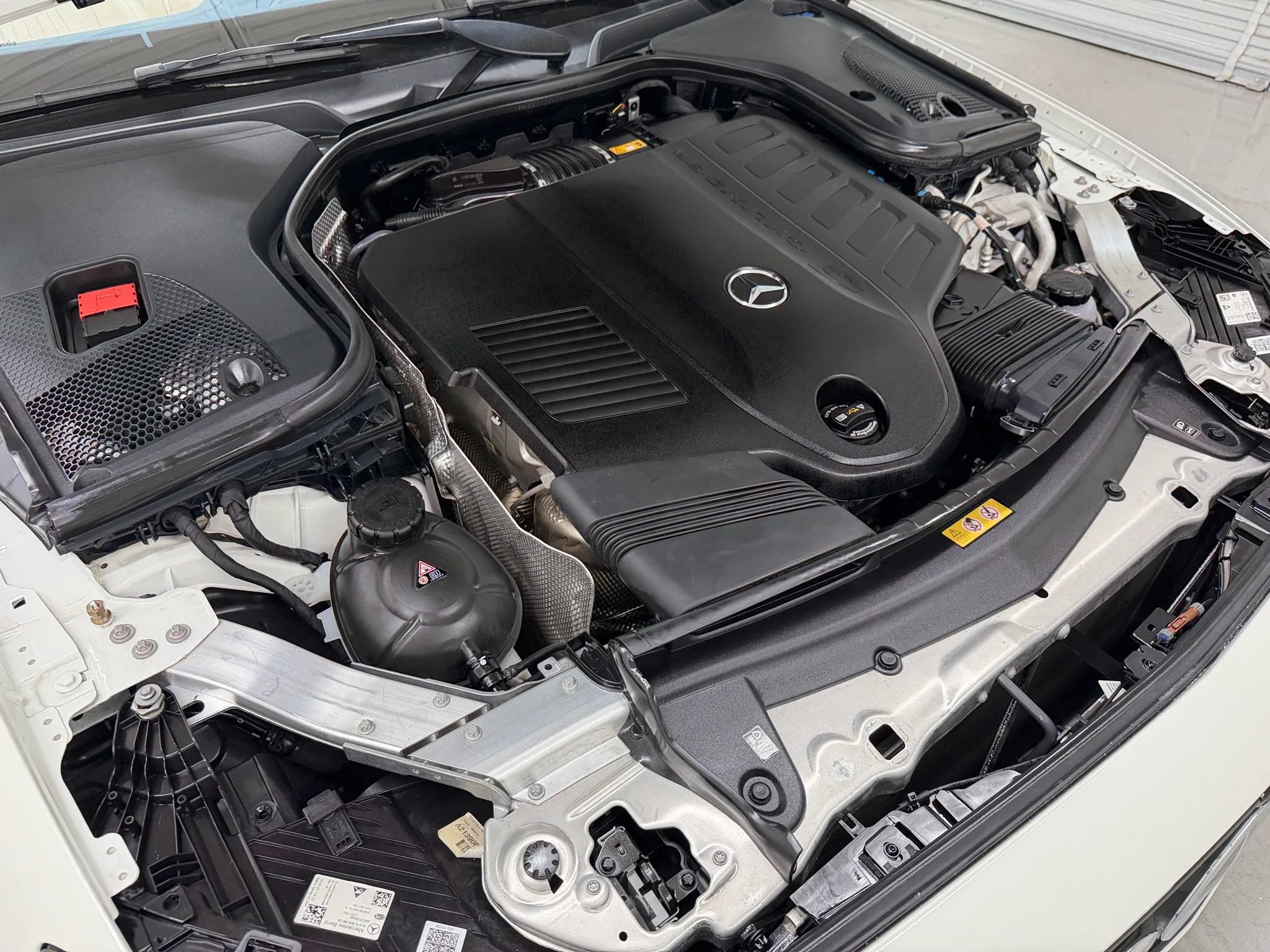 Used 2021 Mercedes-Benz E 450 Cabriolet image 46