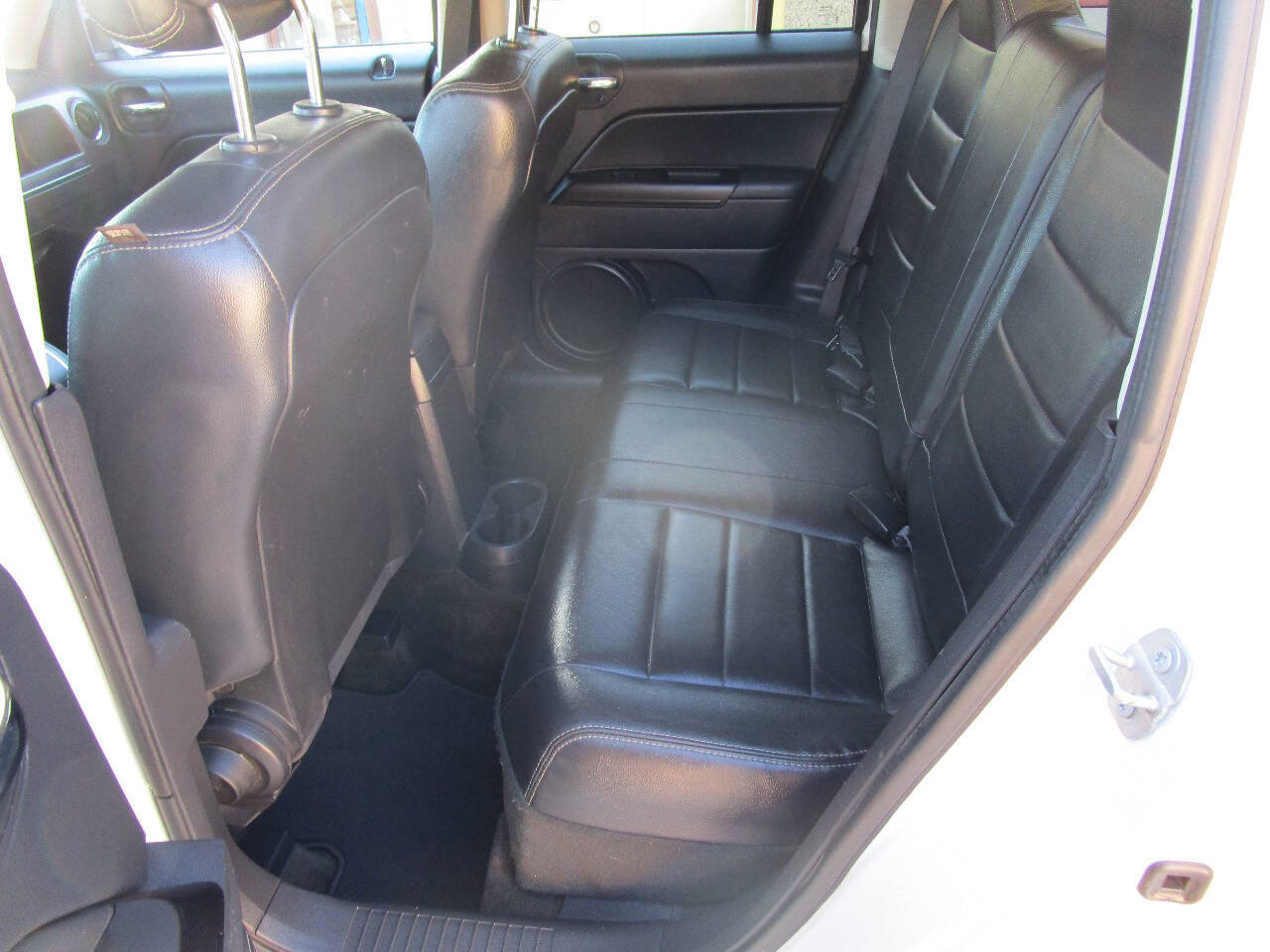 Used 2016 Jeep Patriot High Altitude image 16