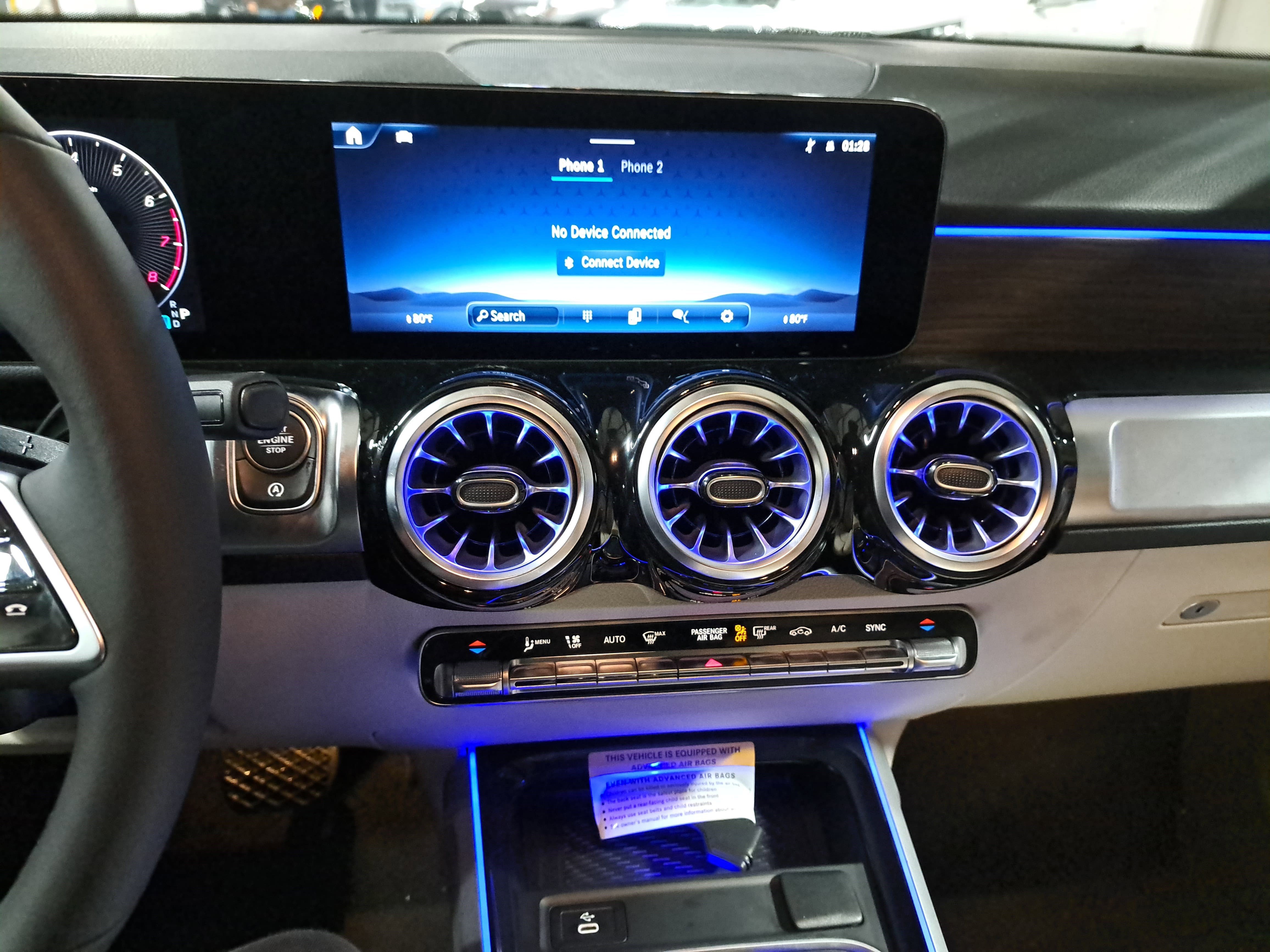 New 2026 Mercedes-Benz GLB 250 4MATIC image 21