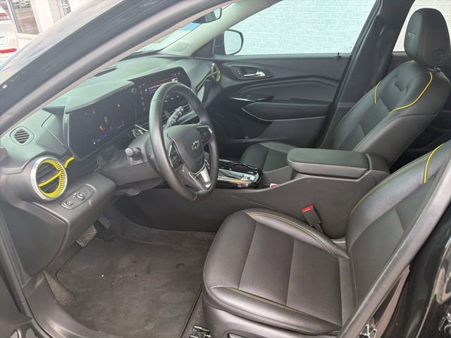 Used 2024 Chevrolet Trax ACTIV w/ Driver Confidence Package image 13