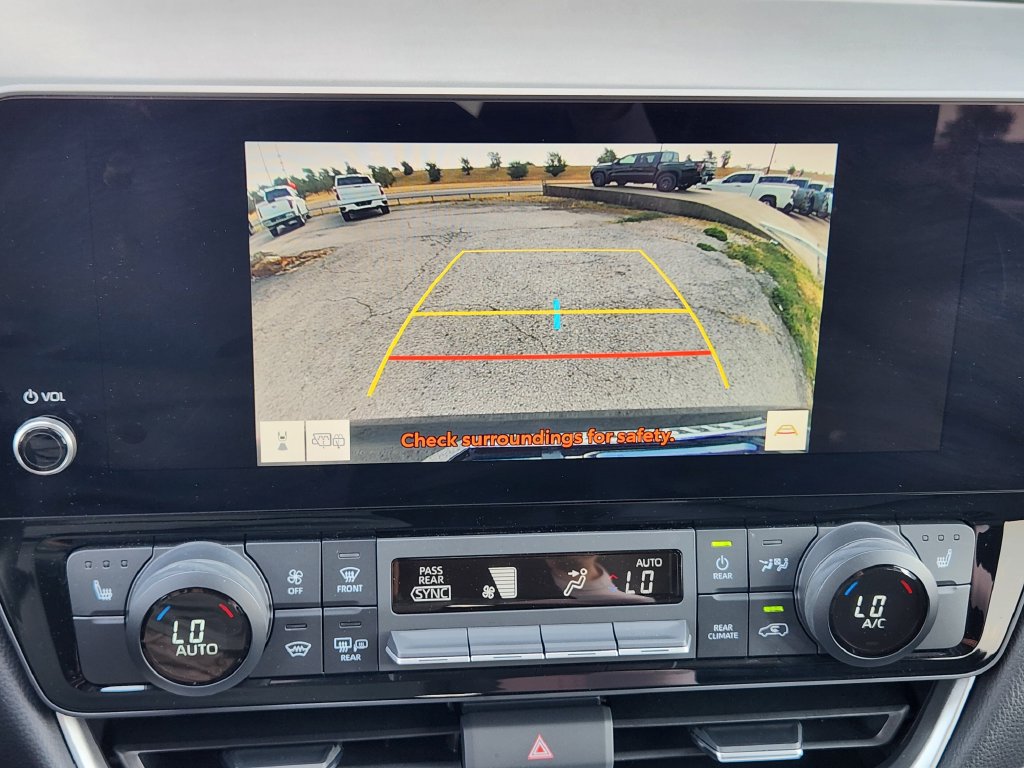 Used 2025 Toyota Grand Highlander FWD image 21