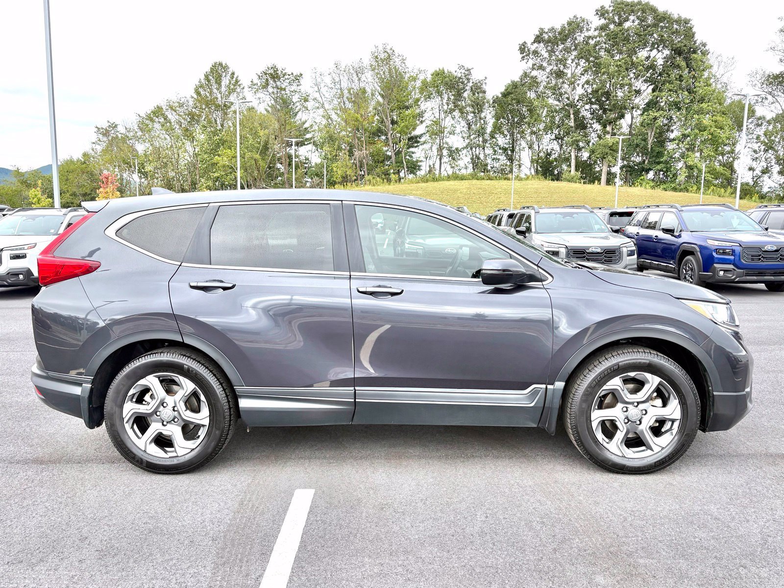 Used 2019 Honda CR-V EX-L image 6