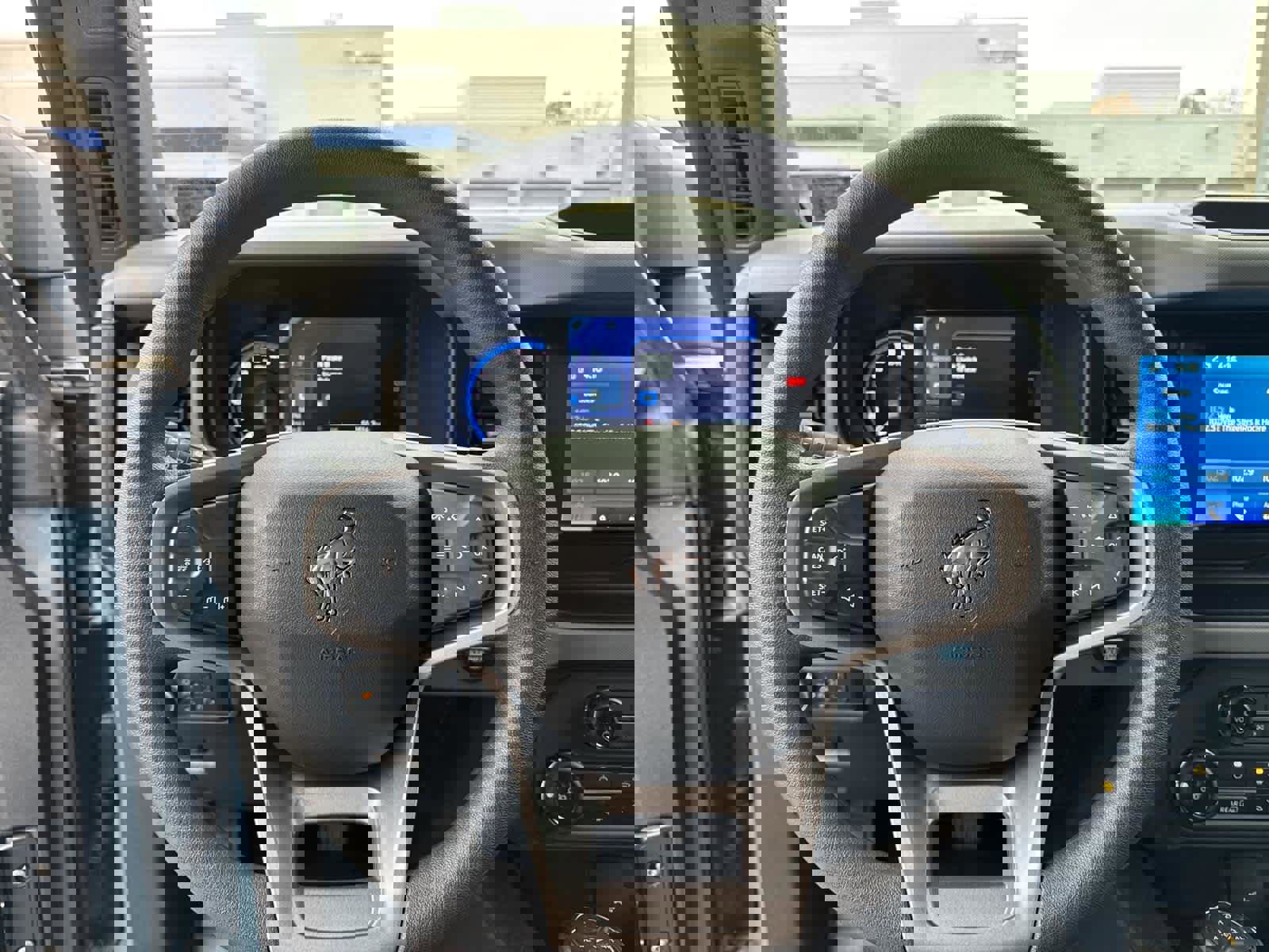 Used 2022 Ford Bronco 2-Door image 16