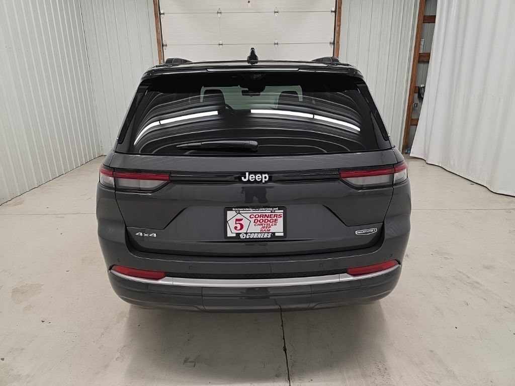 New 2026 Jeep Grand Cherokee Summit AWD/4WD image 5