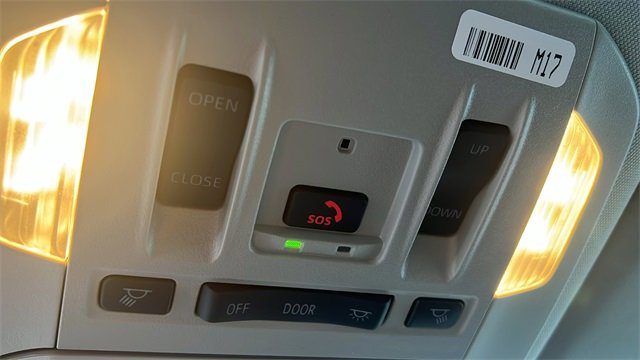 Certified 2025 Toyota Highlander Limited image 12