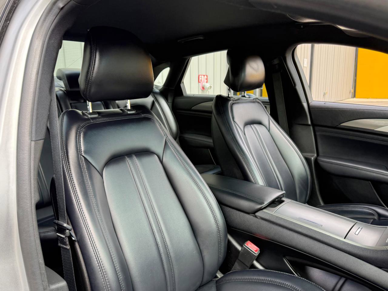 Used 2018 Lincoln MKZ Premiere FWD image 12