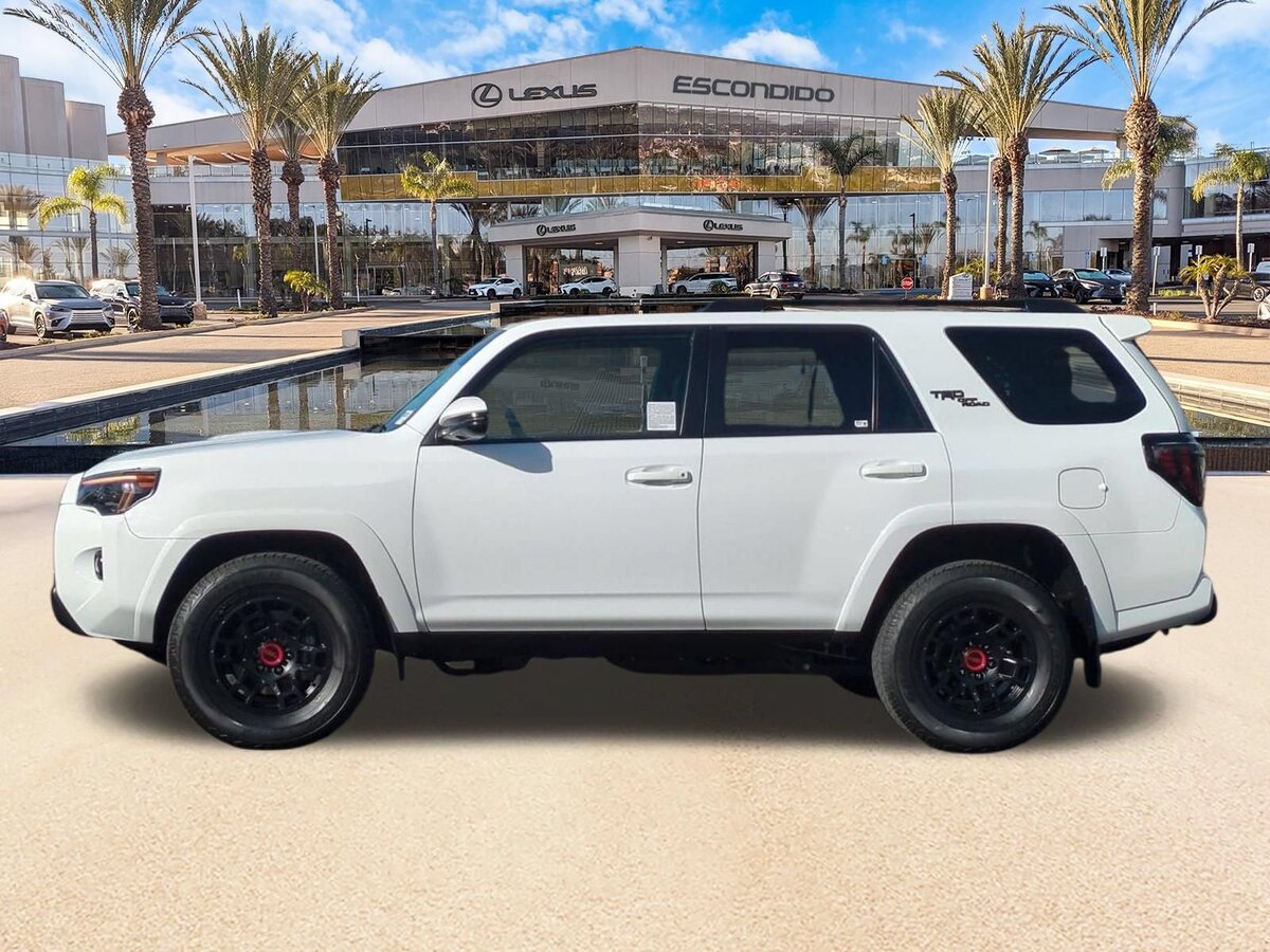 Used 2024 Toyota 4Runner TRD Off-Road Premium w/ TRD Black Wheel Package (TMS) AWD/4WD image 8