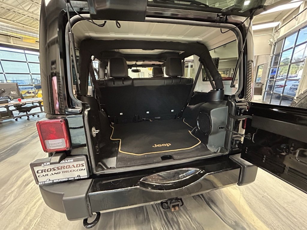 Used 2014 Jeep Wrangler Unlimited Sahara image 41
