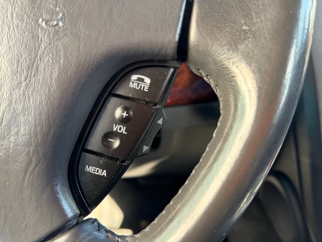 Used 2001 Lincoln LS RWD image 21