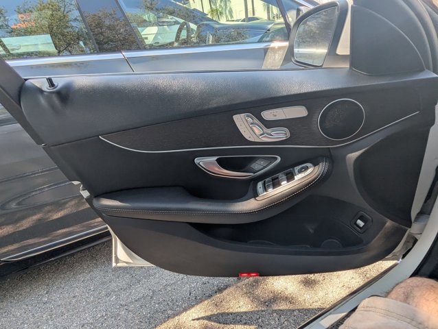 Used 2019 Mercedes-Benz C 300 4MATIC Sedan image 12