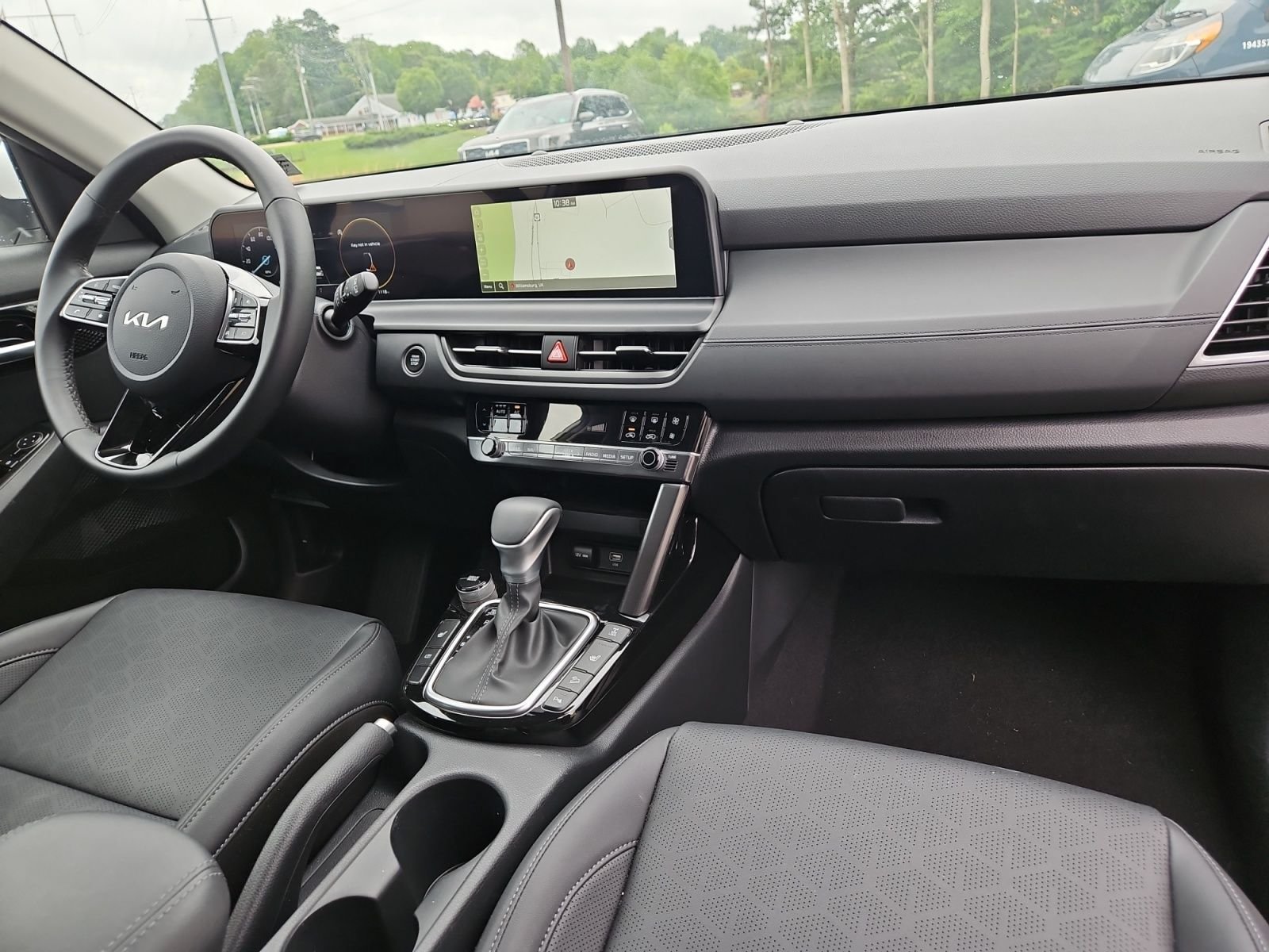 Used 2025 Kia Seltos EX w/ EX Sunroof Package AWD/4WD image 16