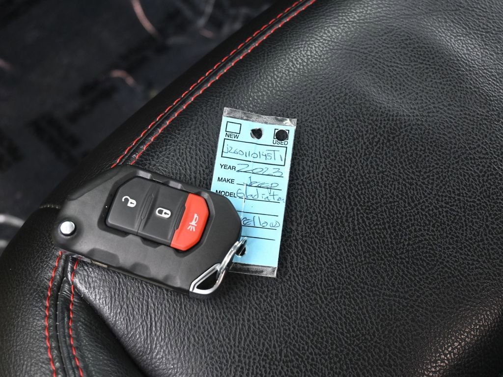 Used 2023 Jeep Gladiator Rubicon w/ LED Lighting Group image 16