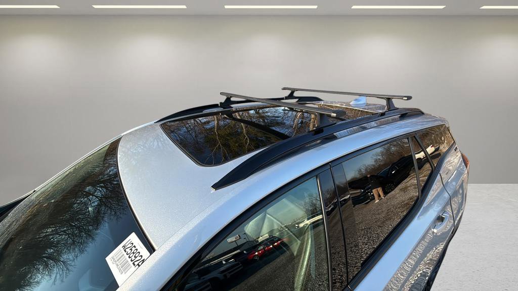 Used 2021 GMC Terrain SLT w/ Elevation Edition image 31