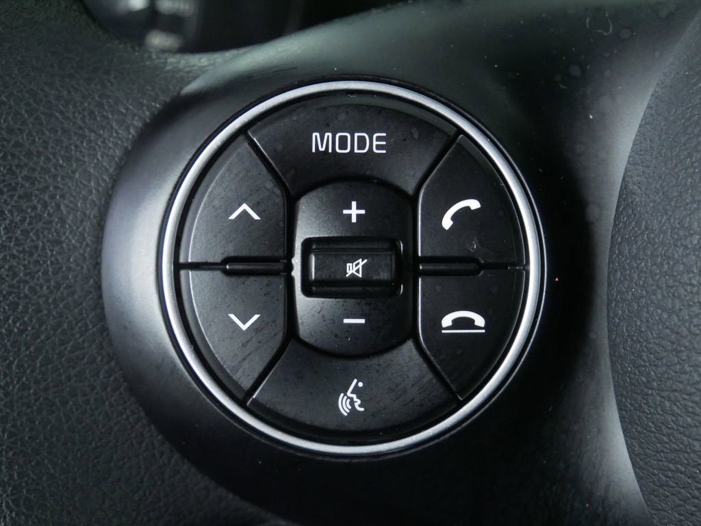 Used 2020 Kia Soul S image 25