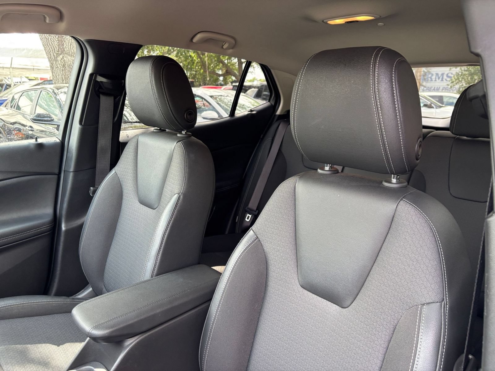 Used 2025 Buick Encore GX Preferred FWD image 35