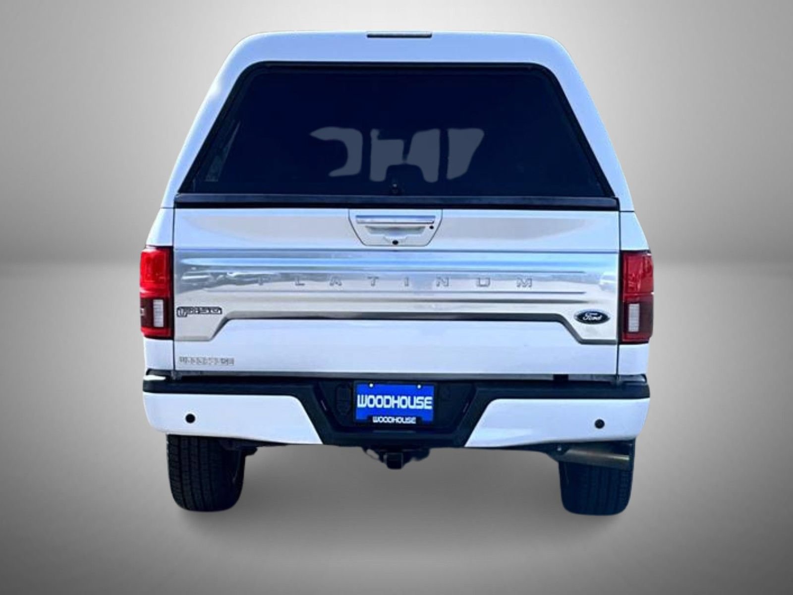 Used 2018 Ford F150 Platinum w/ Equipment Group 701A Luxury AWD/4WD image 6