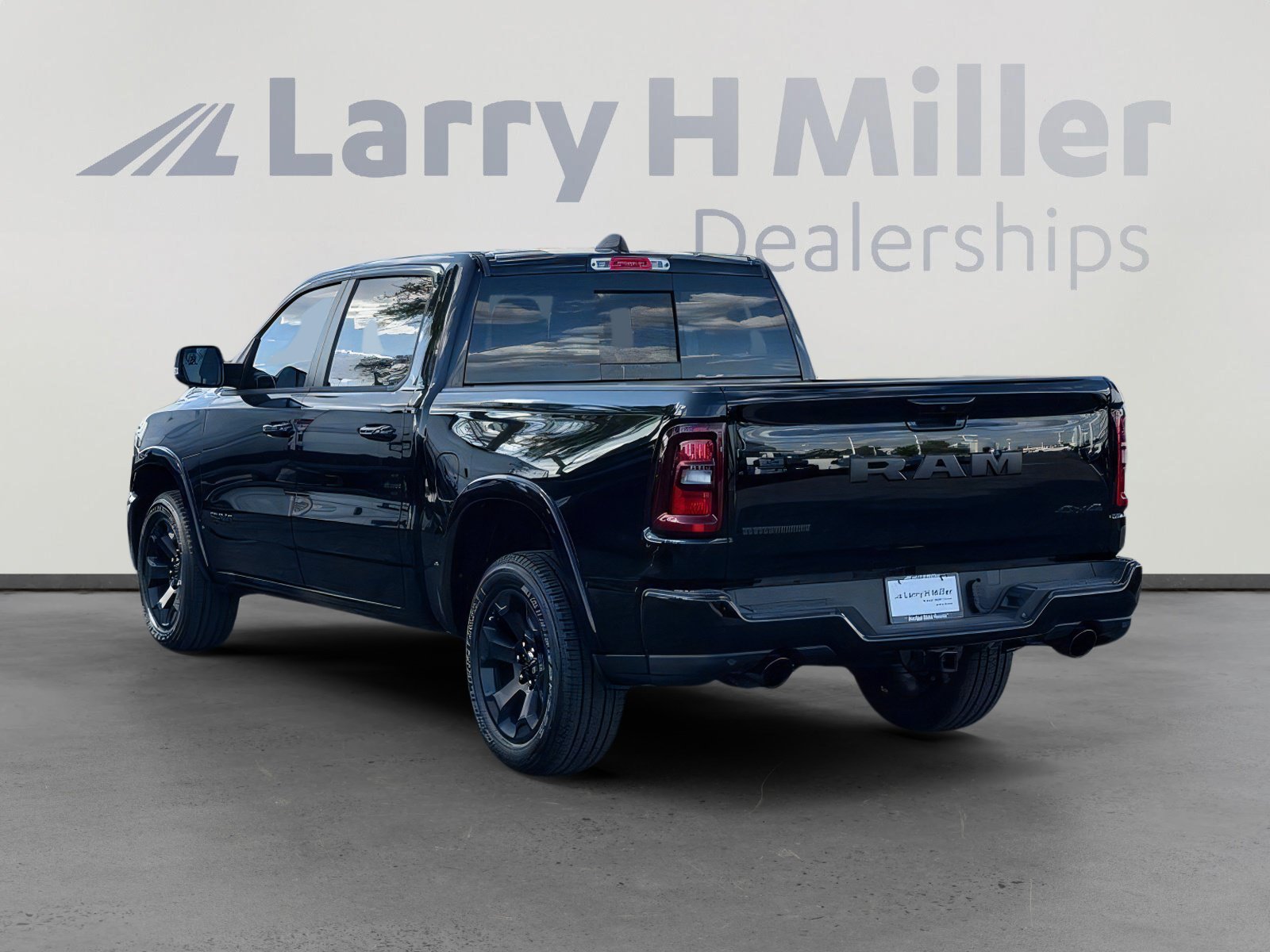 New 2026 RAM 1500 Big Horn AWD/4WD image 3