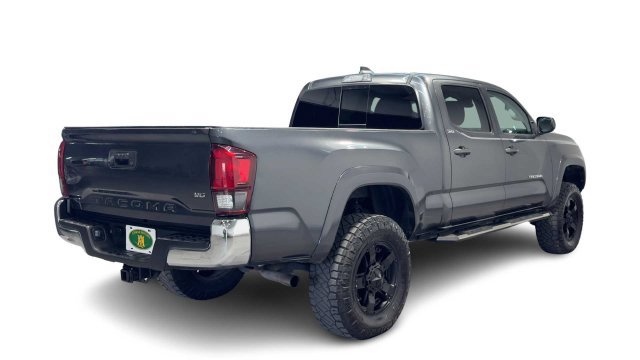 Used 2020 Toyota Tacoma SR5 RWD image 2