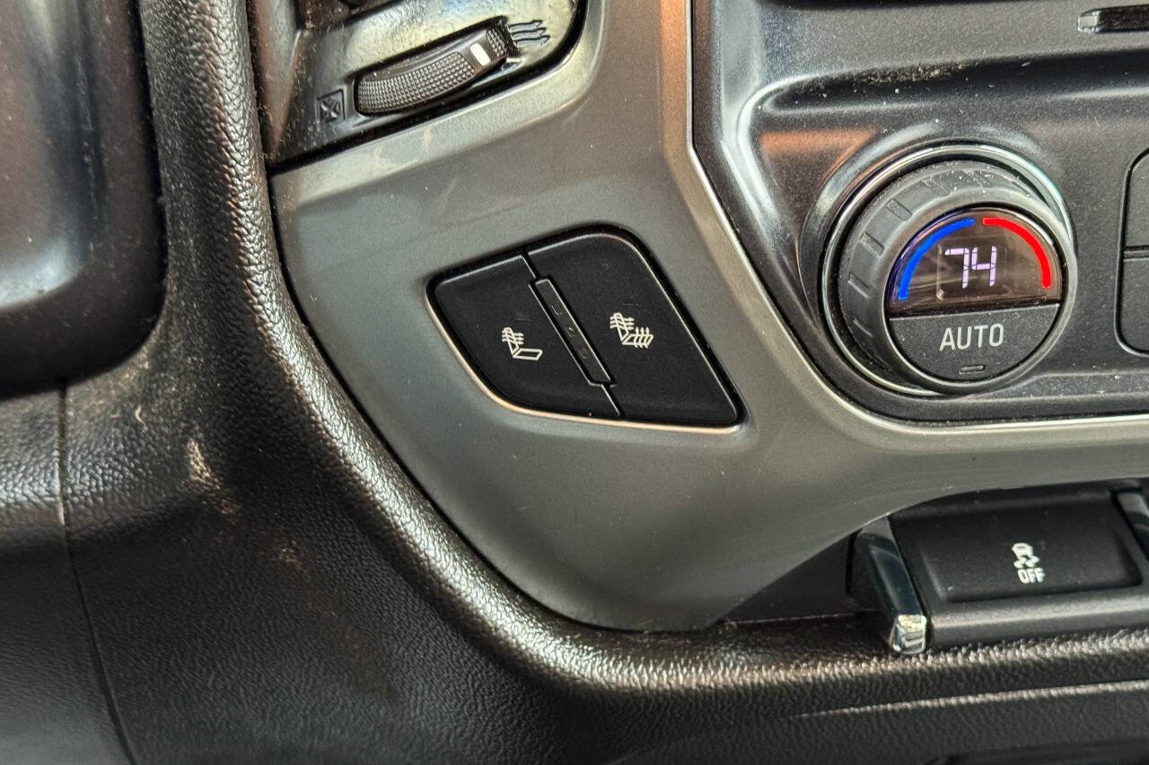 Used 2016 Chevrolet Silverado 2500 LT w/ Midnight Edition image 34