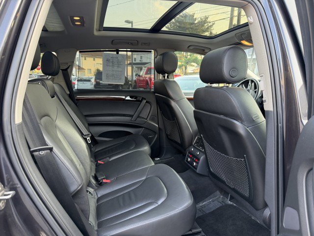 Used 2010 Audi Q7 TDI Prestige AWD/4WD image 16
