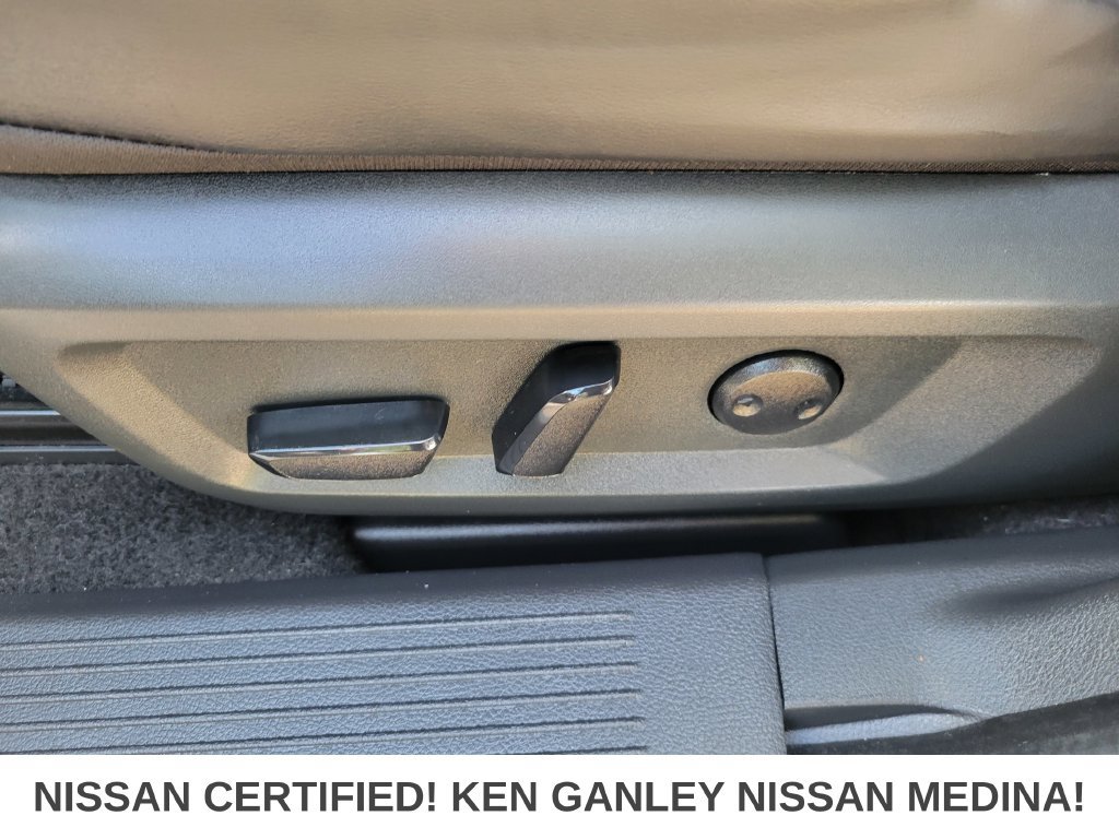 Certified 2023 Nissan Rogue SV w/ SV Premium B Package AWD/4WD image 37