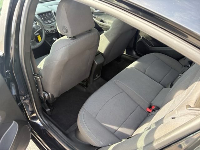 Used 2019 Chevrolet Cruze LT FWD image 36